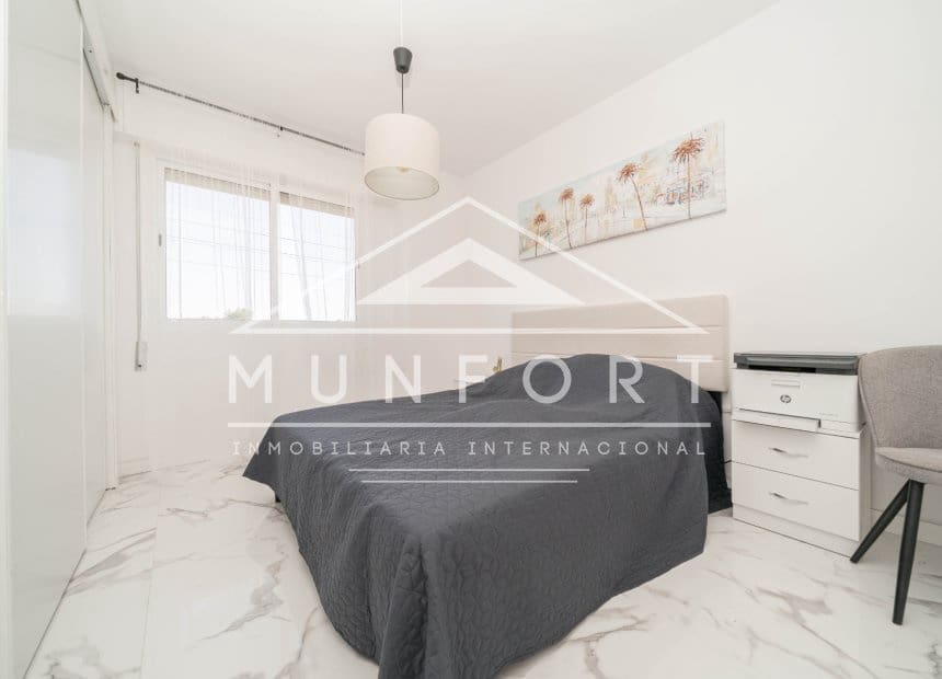 2 bedroom Apartment for sale in Punta Prima with pool - € 245,000 (Ref: 10014686)