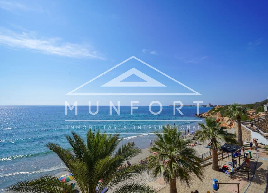 2 bedroom Apartment for sale in Punta Prima with pool - € 245,000 (Ref: 10014686)