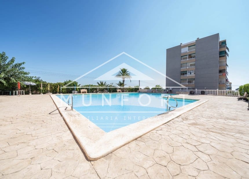2 bedroom Apartment for sale in Punta Prima with pool - € 245,000 (Ref: 10014686)