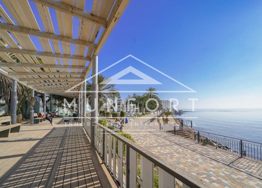2 bedroom Apartment for sale in Punta Prima with pool - € 245,000 (Ref: 10014686)