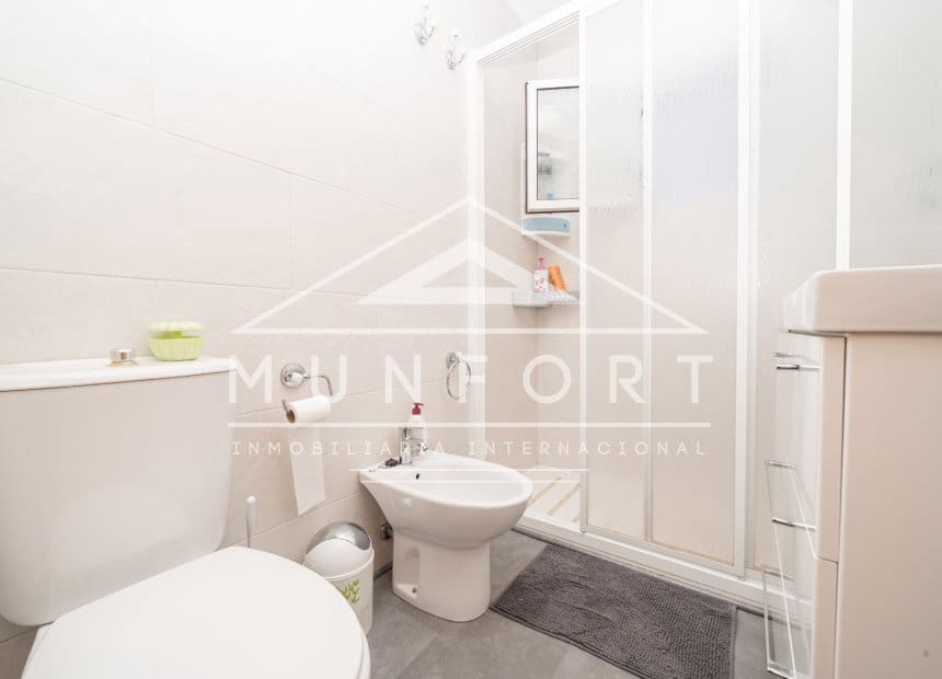 6 soverom Rekkehus til salgs i Los Altos med svømmebasseng - € 279 990 (Ref: 10014871)