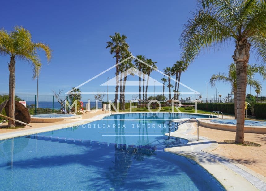 2 soveværelse Lejlighed til salg i Torre de la Horadada med swimmingpool - € 345.000 (Ref: 10016774)