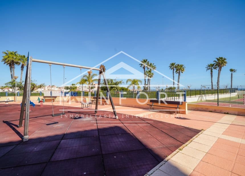 2 soveværelse Lejlighed til salg i Torre de la Horadada med swimmingpool - € 345.000 (Ref: 10016774)