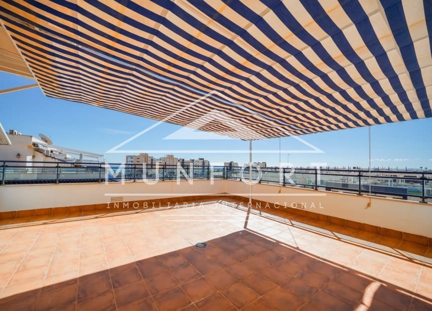2 soveværelse Lejlighed til salg i Torre de la Horadada med swimmingpool - € 345.000 (Ref: 10016774)