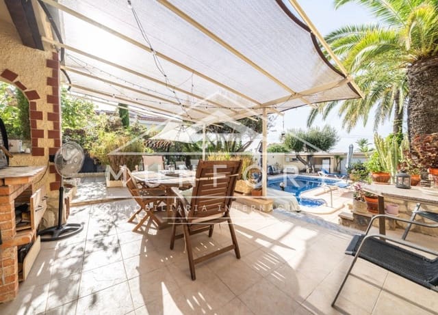 3 slaapkamer Villa te koop in Ciudad Quesada, Rojales met zwembad - € 549.000 (Ref: 10019546)