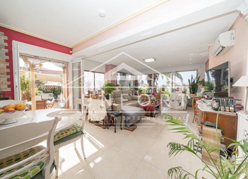 3 slaapkamer Villa te koop in Ciudad Quesada met zwembad - € 549.000 (Ref: 10019546)