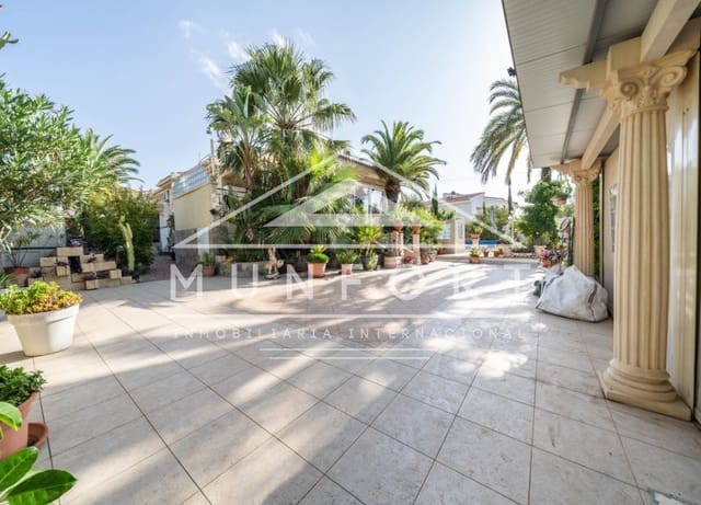 3 slaapkamer Villa te koop in Ciudad Quesada, Rojales met zwembad - € 549.000 (Ref: 10019546)