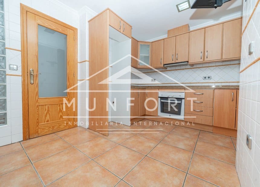 4 bedroom Apartment for sale in San Javier with pool - € 185,000 (Ref: 10023160)