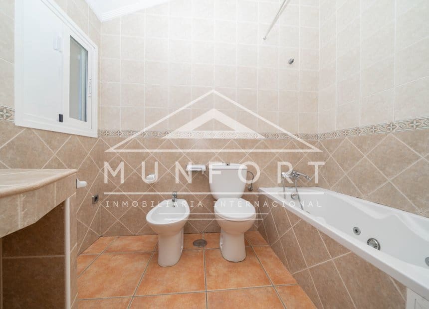 4 bedroom Apartment for sale in San Javier with pool - € 185,000 (Ref: 10023160)