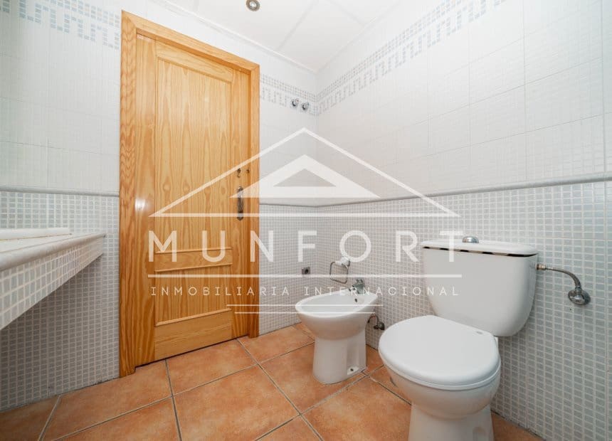 4 bedroom Apartment for sale in San Javier with pool - € 185,000 (Ref: 10023160)