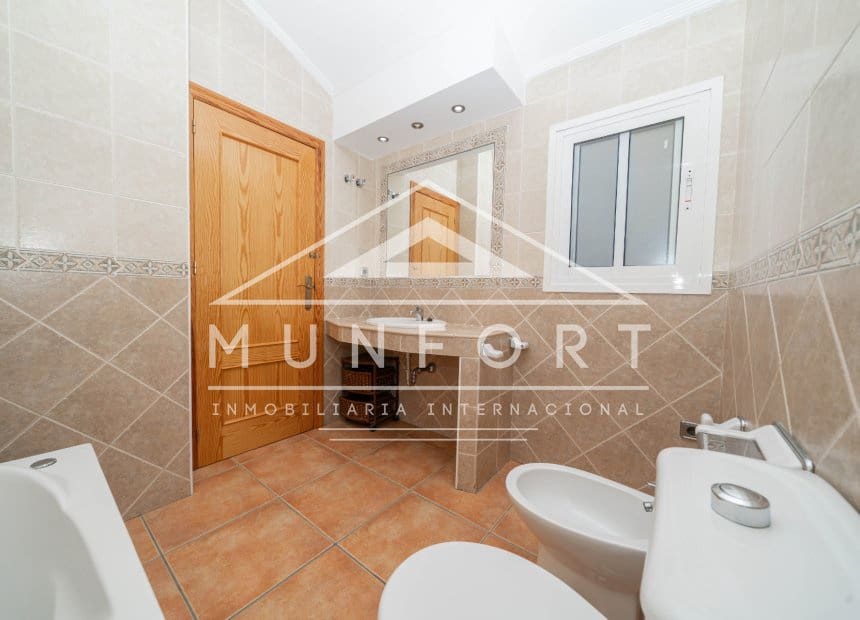 4 bedroom Apartment for sale in San Javier with pool - € 185,000 (Ref: 10023160)