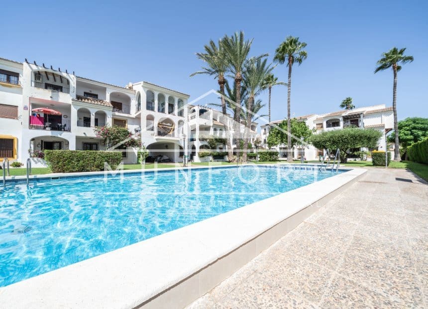 1 slaapkamer Appartement voor vakantieverhuur in Santiago de la Ribera met zwembad - € 780 (Ref: 10024611)