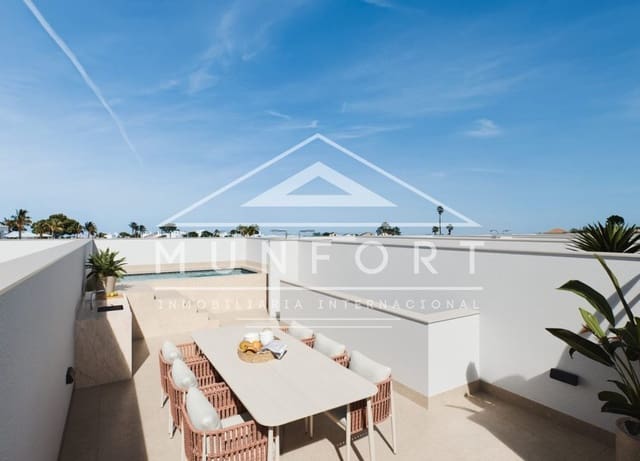 3 soveværelse Byhus til salg i San Pedro del Pinatar ciudad, San Pedro del Pinatar med swimmingpool - € 379.000 (Ref: 10026183)