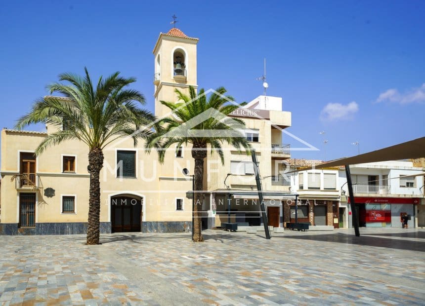3 soveværelse Byhus til salg i San Pedro del Pinatar med swimmingpool - € 379.000 (Ref: 10026183)