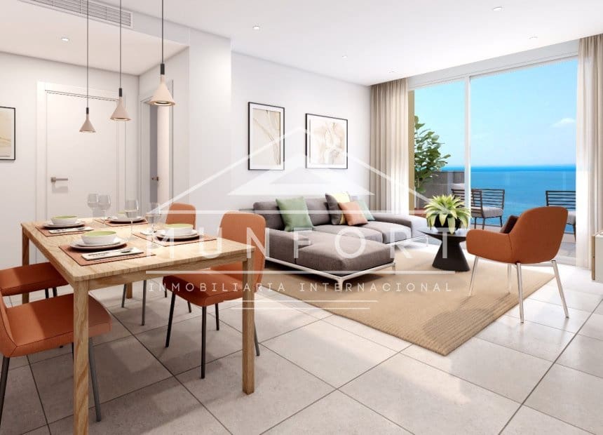 Apartamento de 3 habitaciones en La Manga del Mar Menor en venta con piscina - 385.000 € (Ref: 10029611)
