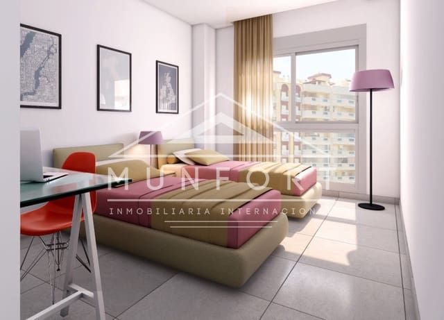 Apartamento de 3 habitaciones en La Manga del Mar Menor en venta con piscina - 385.000 € (Ref: 10029611)