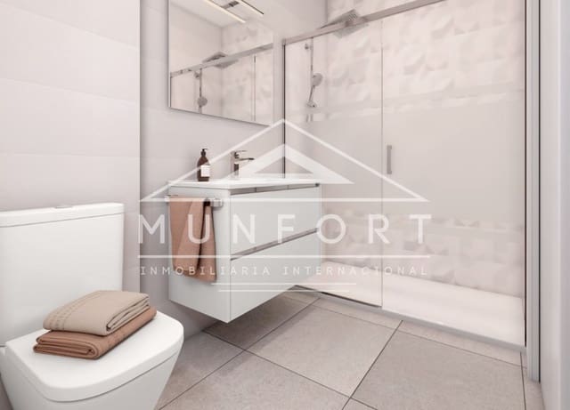 Apartamento de 3 habitaciones en La Manga del Mar Menor en venta con piscina - 385.000 € (Ref: 10029611)