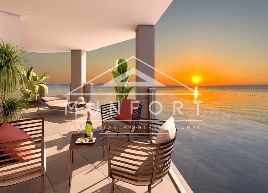Apartamento de 3 habitaciones en La Manga del Mar Menor en venta con piscina - 385.000 € (Ref: 10029611)