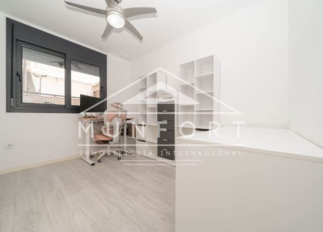 3 slaapkamer Huis te koop in Pilar de la Horadada ciudad, Pilar de la Horadada met zwembad - € 369.000 (Ref: 10029779)