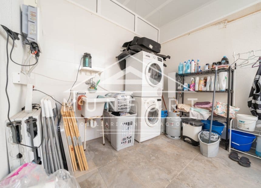 3 slaapkamer Huis te koop in Pilar de la Horadada met zwembad - € 369.000 (Ref: 10029779)