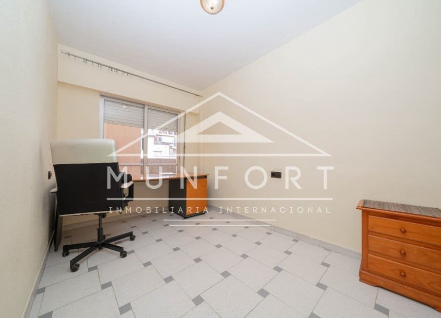 2 sovrum Lägenhet till salu i Torrevieja - 183 000 € (Ref: 10029831)