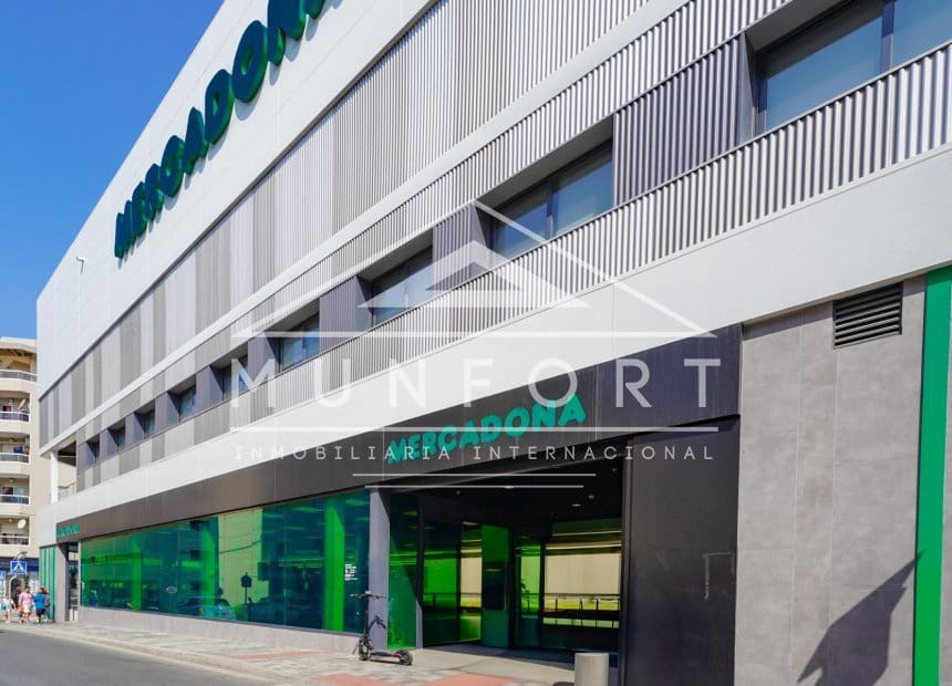 2 sovrum Lägenhet till salu i Torrevieja - 183 000 € (Ref: 10029831)
