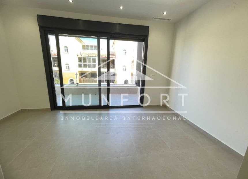 3 quarto Moradia Geminada para venda em Algorfa com piscina - 359 900 € (Ref: 10030911)
