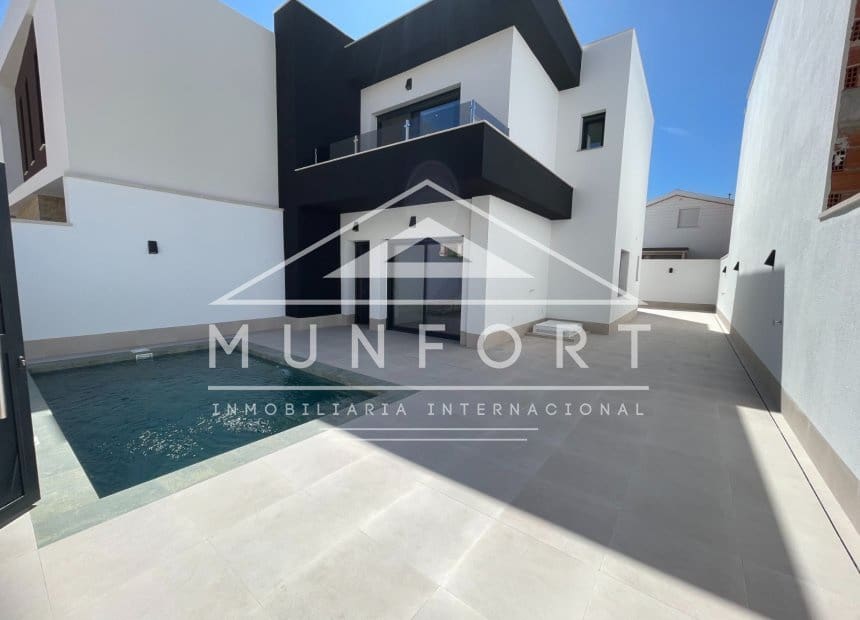 3 quarto Moradia Geminada para venda em Algorfa com piscina - 359 900 € (Ref: 10030911)