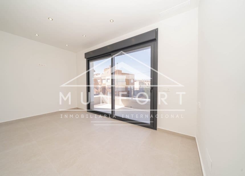 3 quarto Moradia Geminada para venda em Algorfa com piscina - 359 900 € (Ref: 10030911)