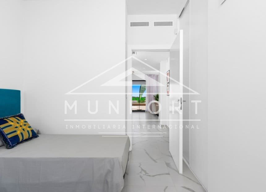 2 chambre Bungalow à vendre à San Miguel de Salinas avec piscine - 339 000 € (Ref: 10031025)
