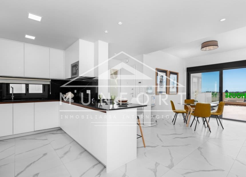 2 chambre Bungalow à vendre à San Miguel de Salinas avec piscine - 339 000 € (Ref: 10031025)