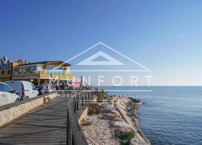 3 quarto Apartamento para venda em Orihuela Costa - 249 900 € (Ref: 10034176)