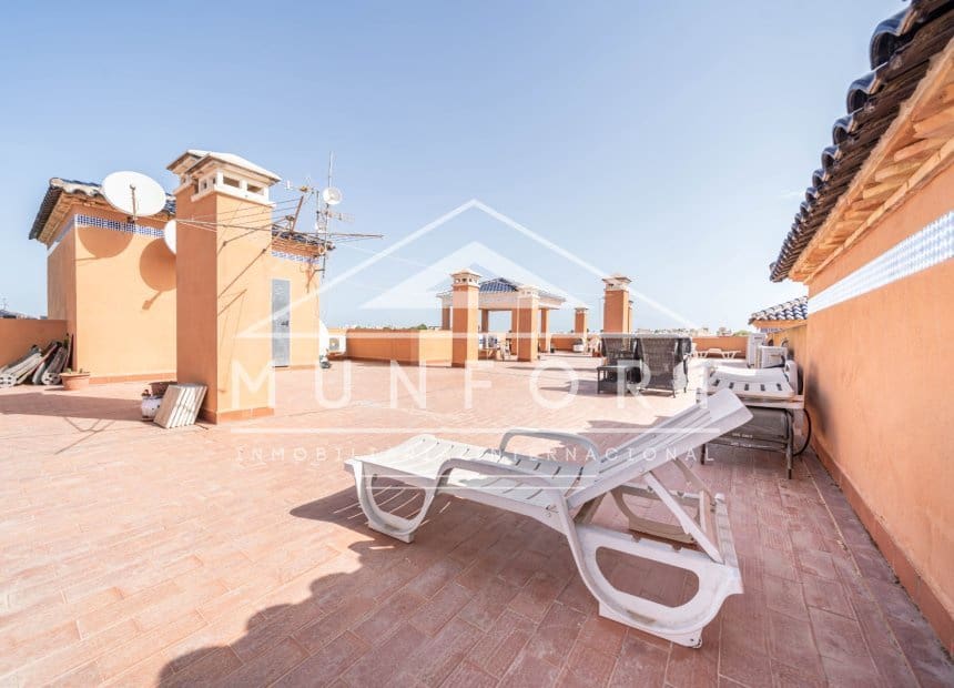 2 slaapkamer Appartement te koop in Villamartin met zwembad - € 195.000 (Ref: 10034534)