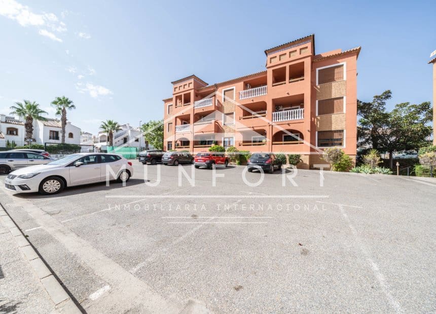 2 slaapkamer Appartement te koop in Villamartin met zwembad - € 195.000 (Ref: 10034534)