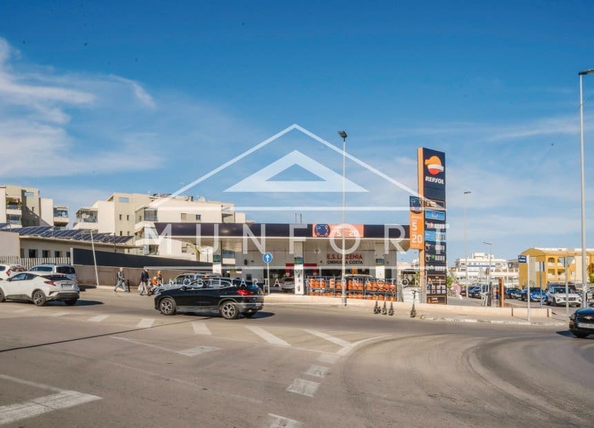 2 slaapkamer Appartement te koop in Villamartin met zwembad - € 195.000 (Ref: 10034534)