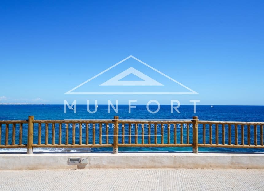 2 chambre Bungalow à vendre à Cabo Roig avec garage - 185 000 € (Ref: 10035649)