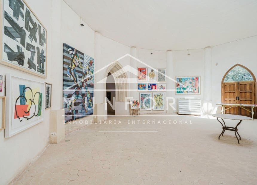 6 soverom Villa til salgs i Balsicas med garasje - € 879 900 (Ref: 10039347)