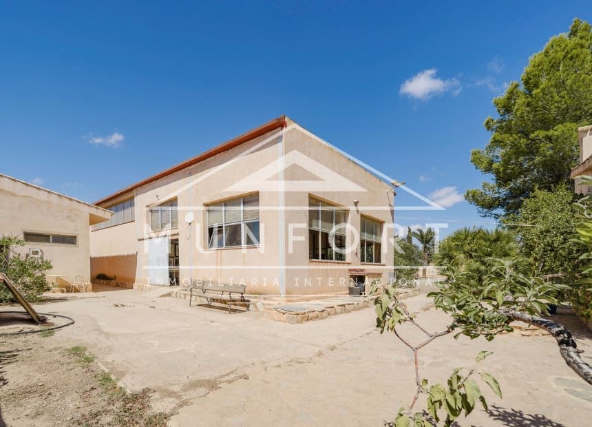6 soverom Villa til salgs i Balsicas med garasje - € 879 900 (Ref: 10039347)