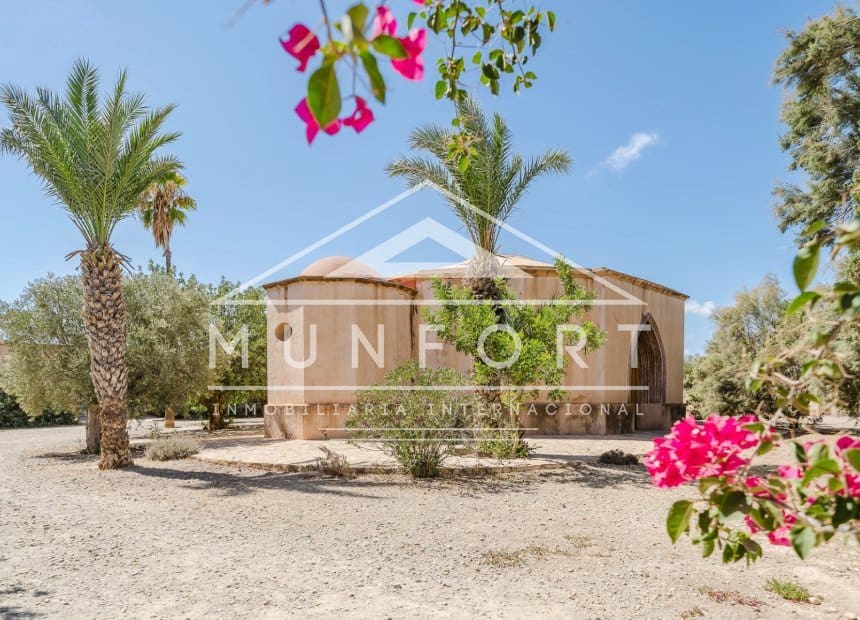 6 soverom Villa til salgs i Balsicas med garasje - € 879 900 (Ref: 10039347)