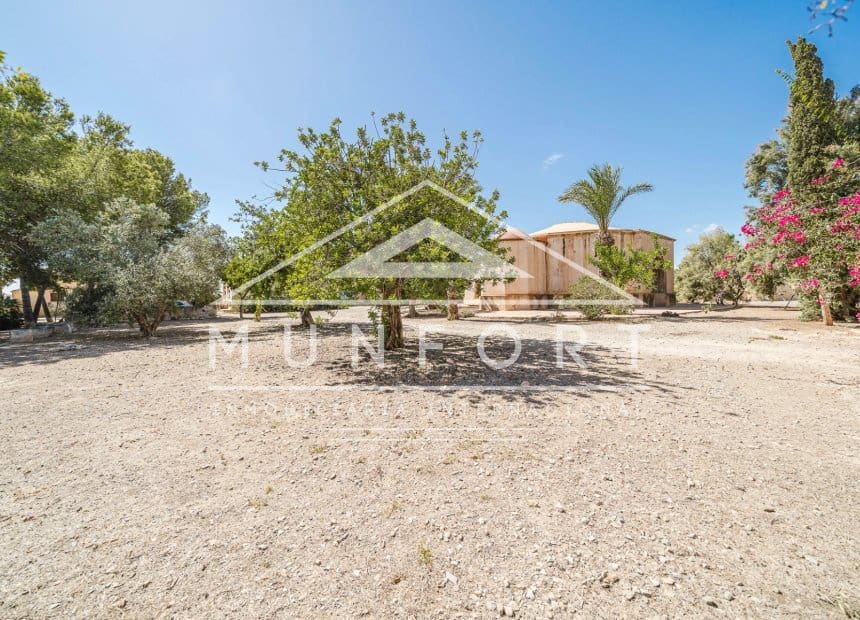 6 soverom Villa til salgs i Balsicas med garasje - € 879 900 (Ref: 10039347)