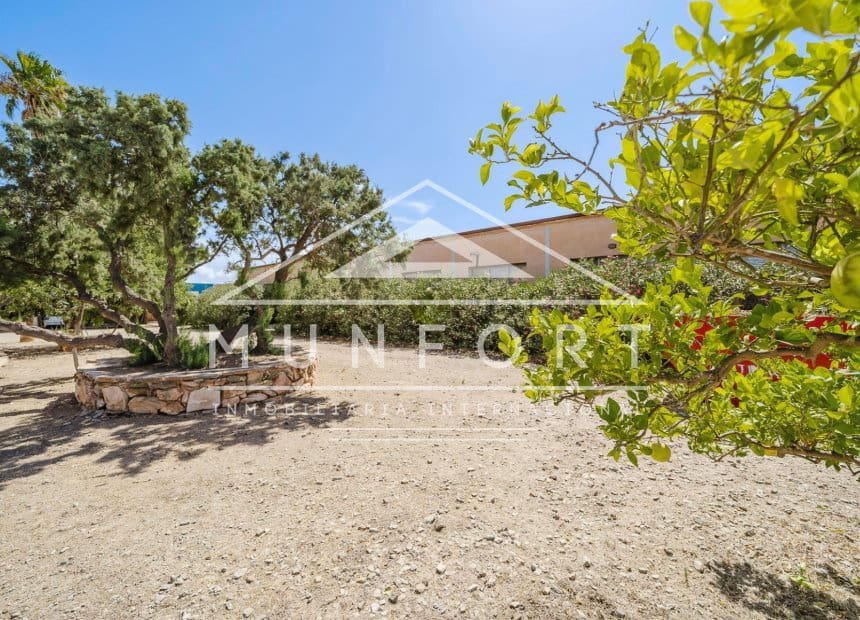 6 soverom Villa til salgs i Balsicas med garasje - € 879 900 (Ref: 10039347)