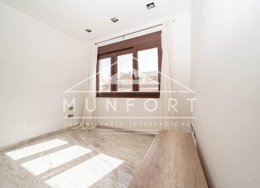 3 bedroom Villa for sale in San Javier with pool garage - € 569,000 (Ref: 10039979)
