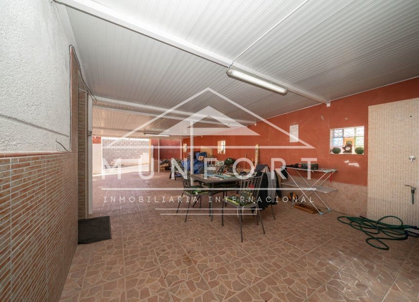 3 Zimmer Haus zu verkaufen in Torrevieja mit Garage - 215.000 € (Ref: 10041895)