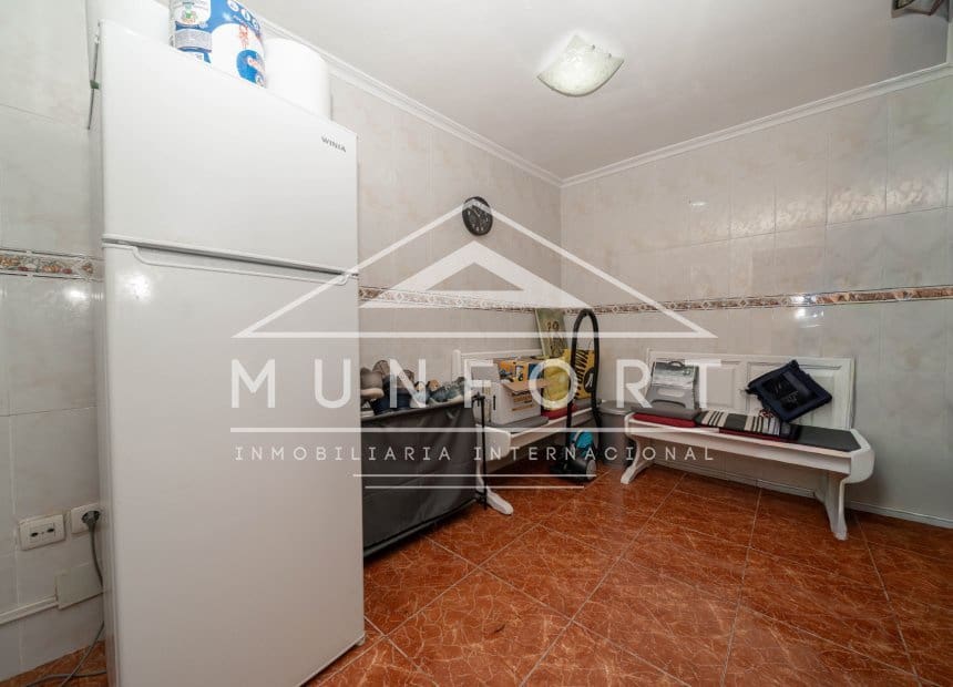 3 Zimmer Haus zu verkaufen in Torrevieja mit Garage - 215.000 € (Ref: 10041895)