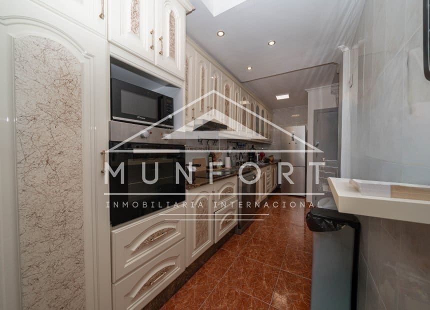 3 Zimmer Haus zu verkaufen in Torrevieja mit Garage - 215.000 € (Ref: 10041895)