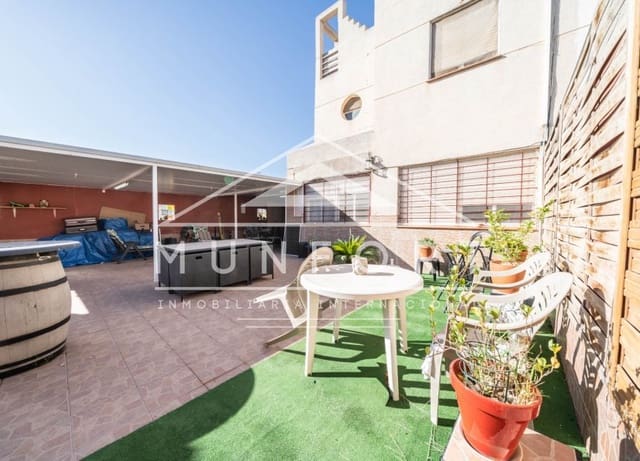 3 Zimmer Haus zu verkaufen in El Chaparral - La Siesta - La Torreta, Torrevieja mit Garage - 215.000 € (Ref: 10041895)