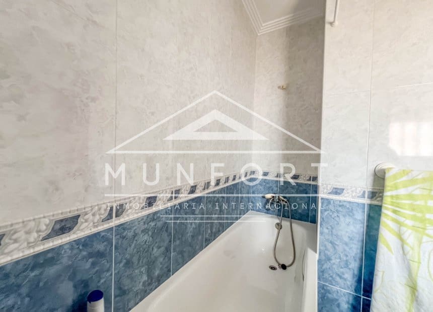 3 Zimmer Villa zu verkaufen in Orihuela Costa mit Pool Garage - 319.900 € (Ref: 10044113)