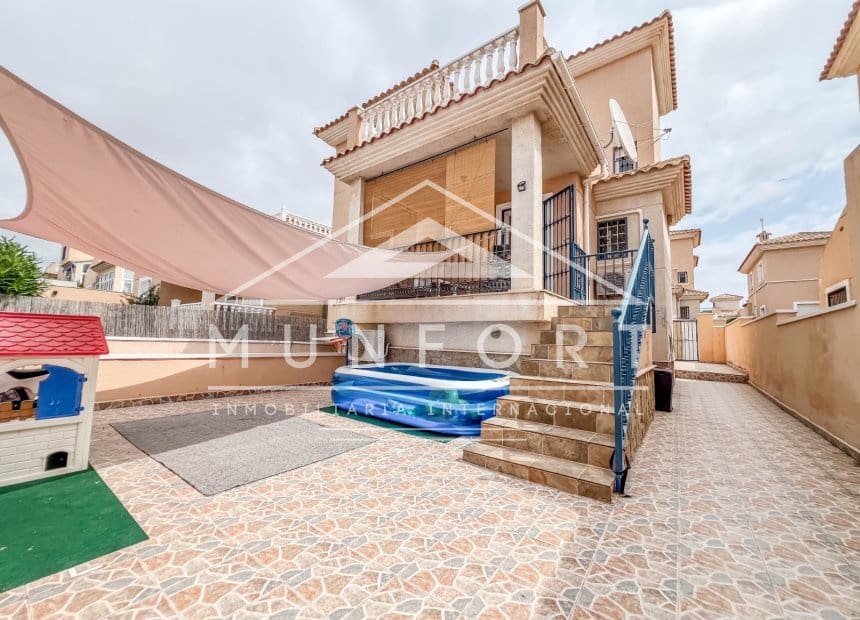 3 Zimmer Villa zu verkaufen in Orihuela Costa mit Pool Garage - 319.900 € (Ref: 10044113)