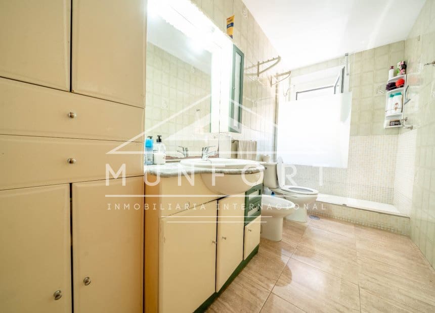 6 Zimmer Gewerbe zu verkaufen in Pilar de la Horadada mit Garage - 349.900 € (Ref: 10044114)