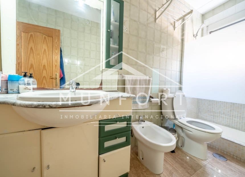 6 Zimmer Gewerbe zu verkaufen in Pilar de la Horadada mit Garage - 349.900 € (Ref: 10044114)